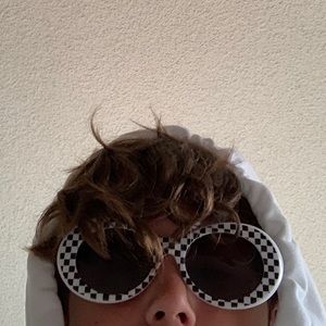 Meet your Posher, Tommy